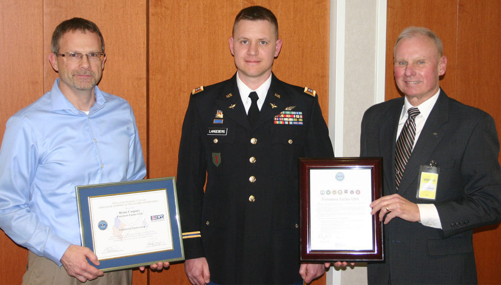 Foremost Farms USA receives Patriot Award Community