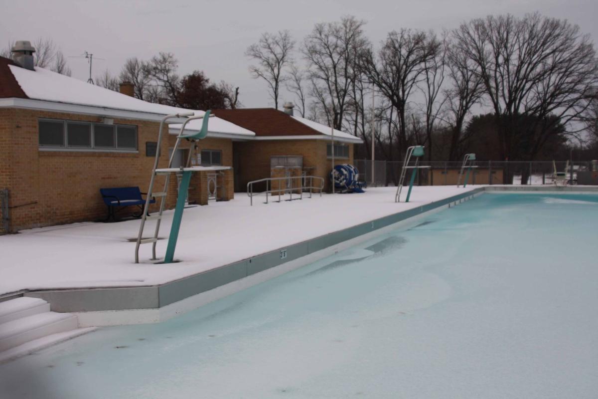 Reedsburg considers splash pad, pool improvements Government