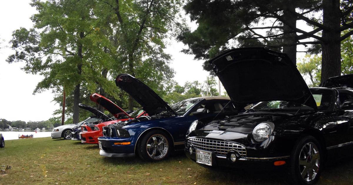 GALLERY 15th Pardeeville Car Show