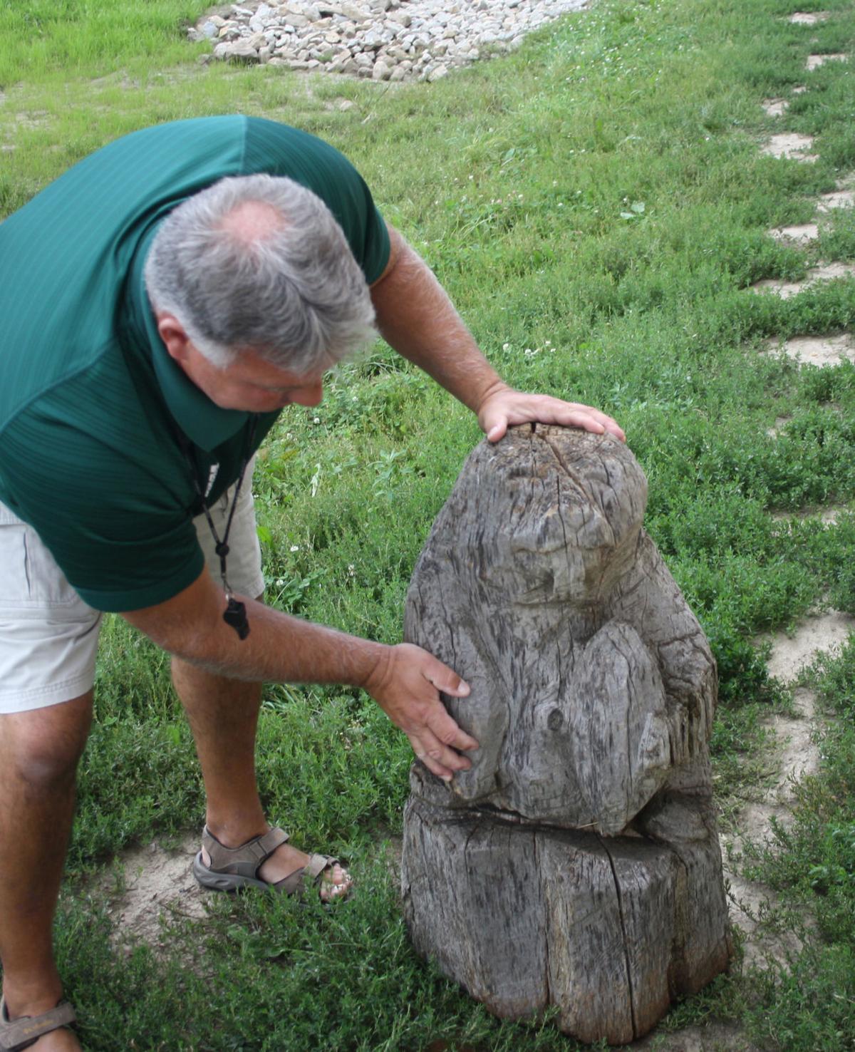 Park Avenue beaver statue here to stay in Beaver Dam | Regional news