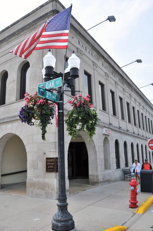Baraboo National seeks to a state bank Regional news