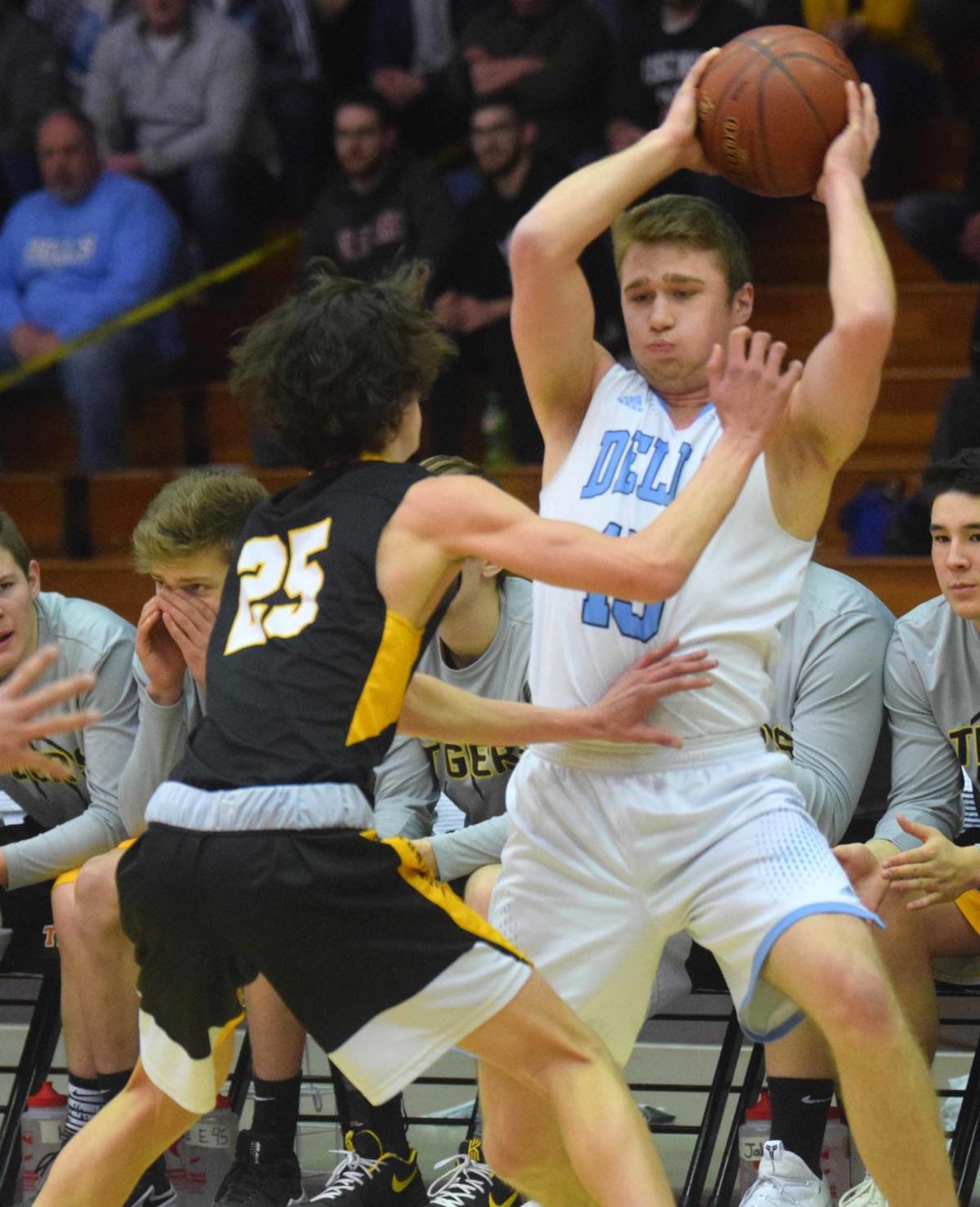 Prep Boys Basketball State Berth Eludes Wisconsin Dells Again In