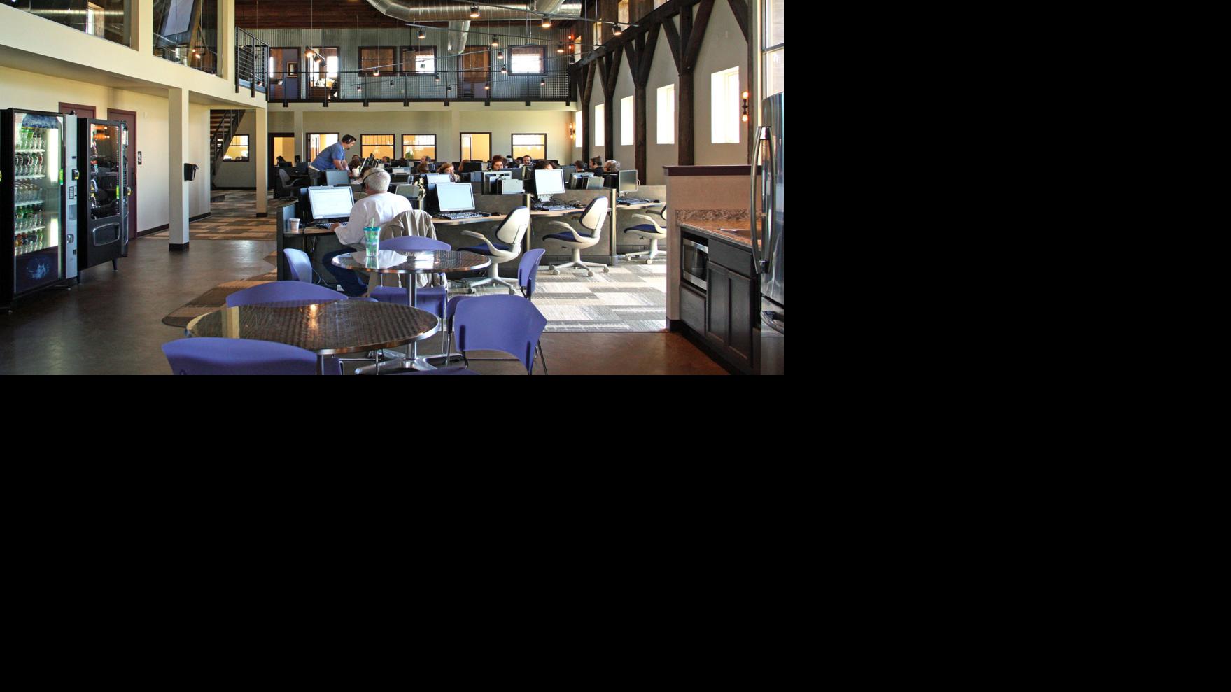 Straight Forward Looks Back New Location Highlights Site S History Regional News Wiscnews Com