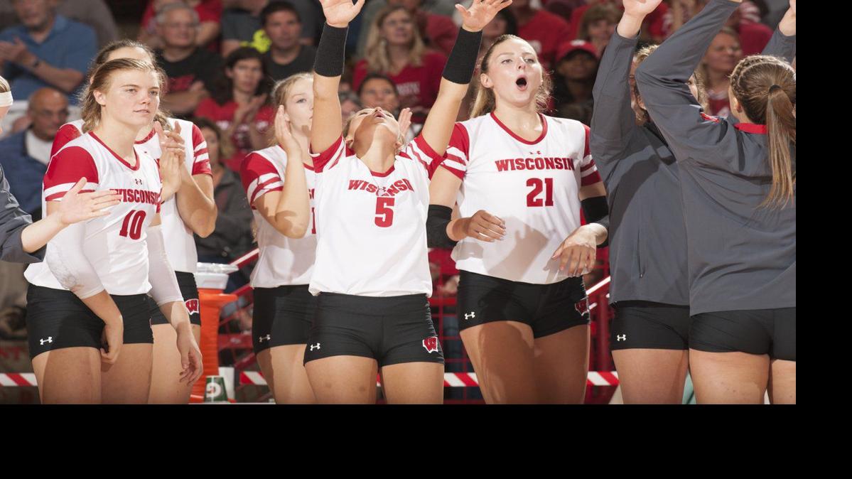 Badgers Volleyball Dana Rettke Sydney Hilley Earn Big Ten Honors For Wisconsin Debut College Wiscnews Com