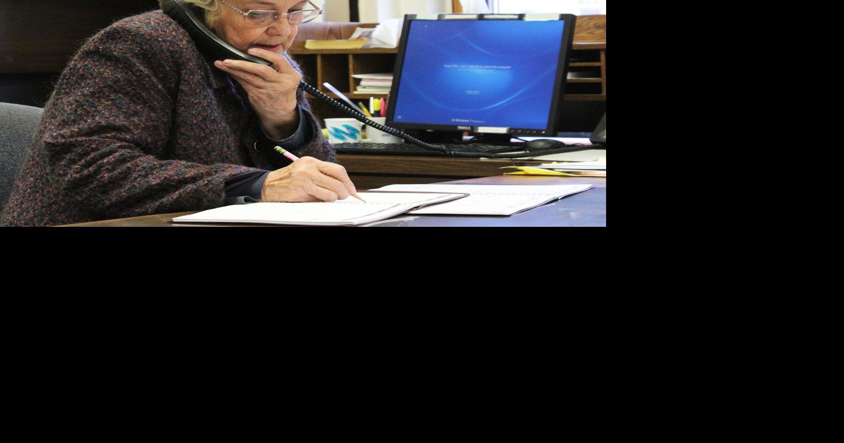 Juneau County says goodbye to longtime clerk