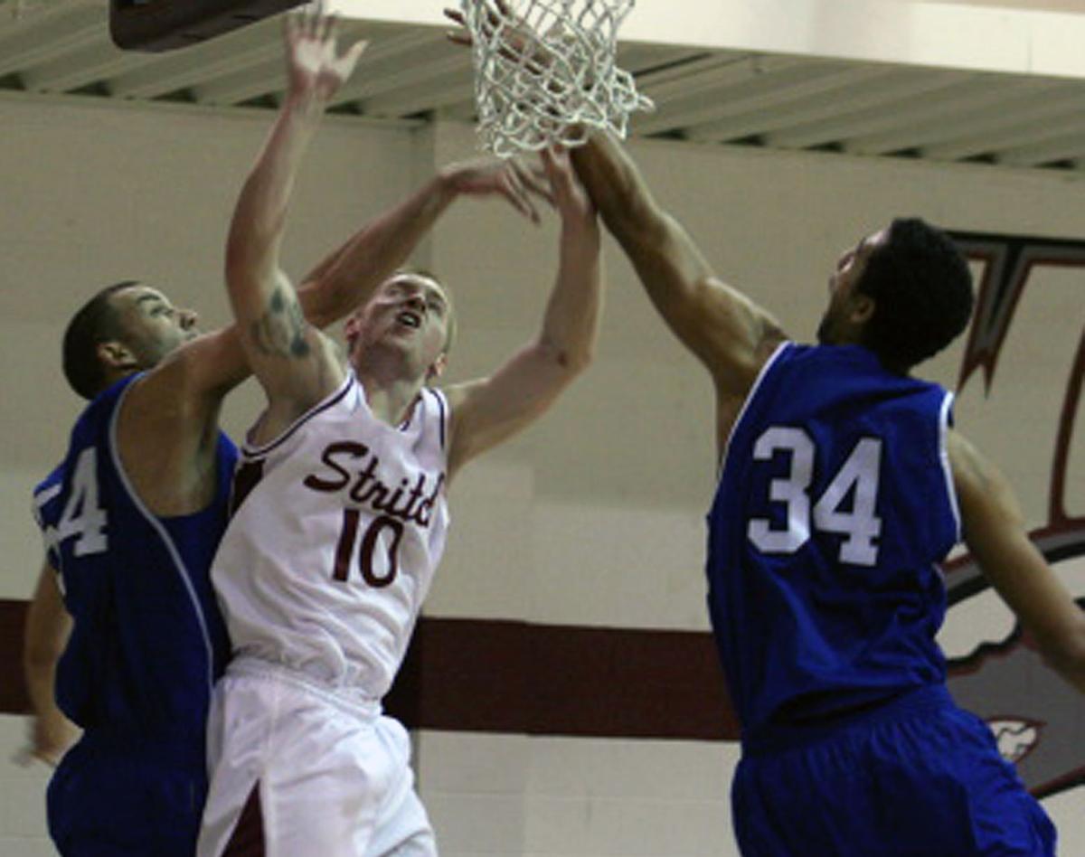 Mazur S Cardinal Stritch Men Win Naia Division Ii National
