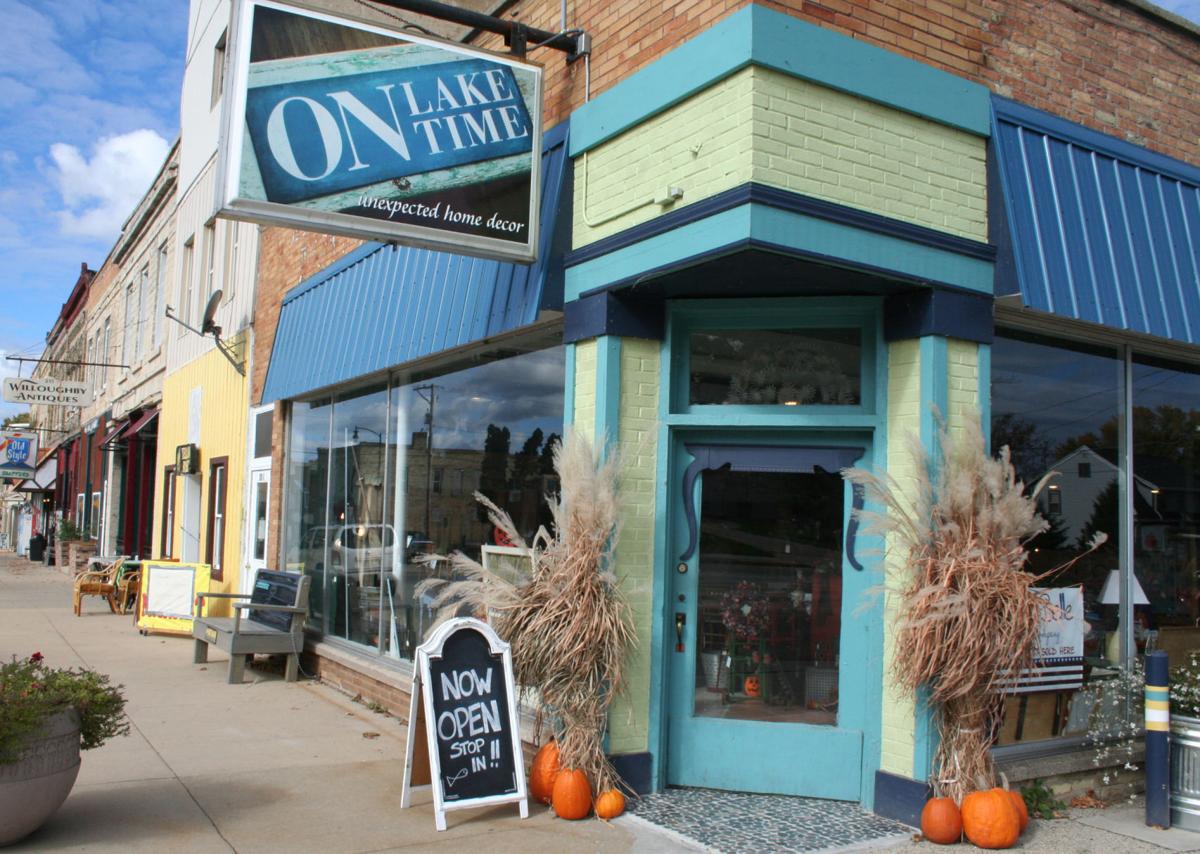 Downtown Fox Lake turns a corner Regional news