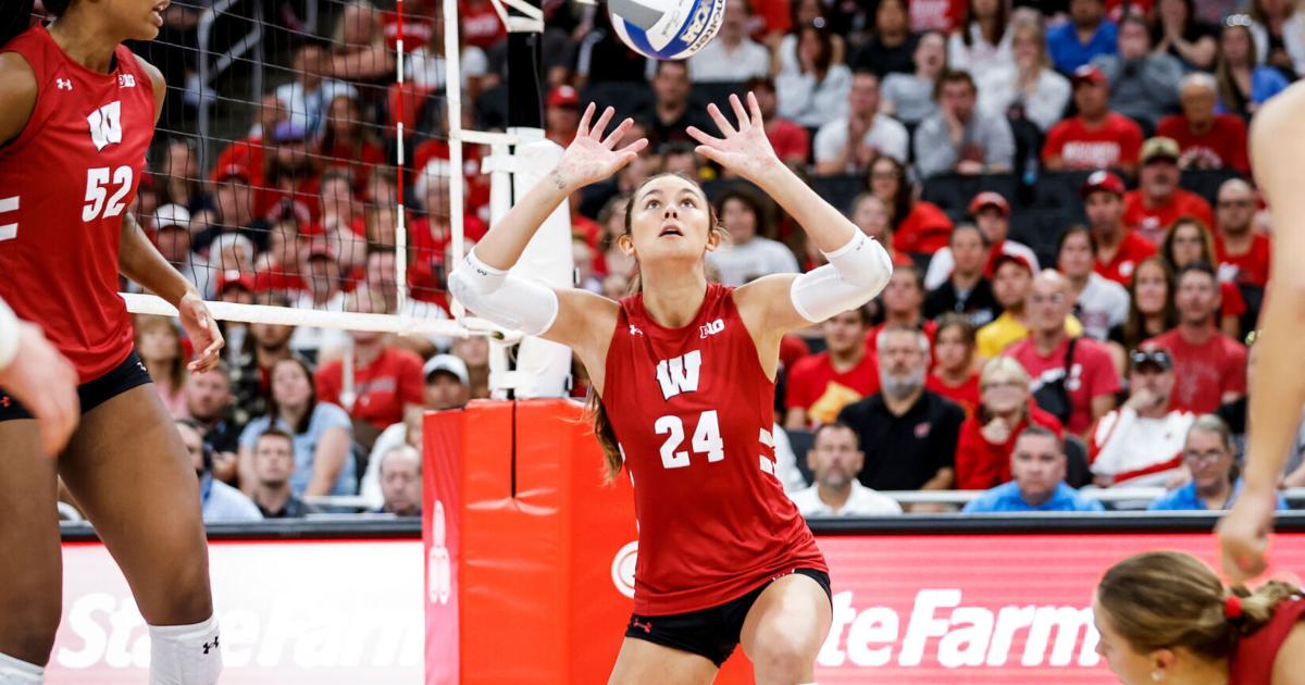 Madison Larson Scene of Wisconsin volleyball's match against No. 5 Stanford