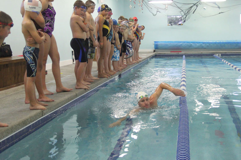 GETTING ALONG SWIMMINGLY Olympic gold medalist Davis pays visit to