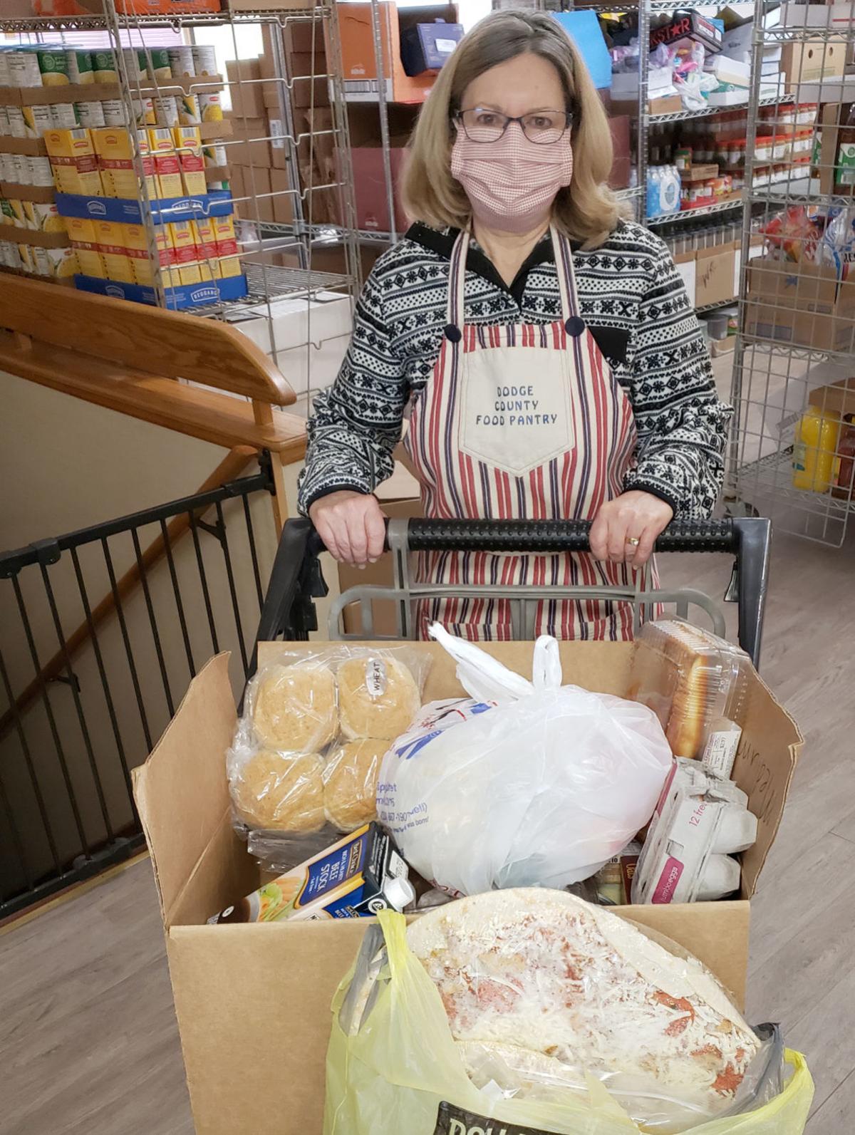 Dodge County Food Pantries Expand Offerings During Pandemic Regional News Wiscnews Com