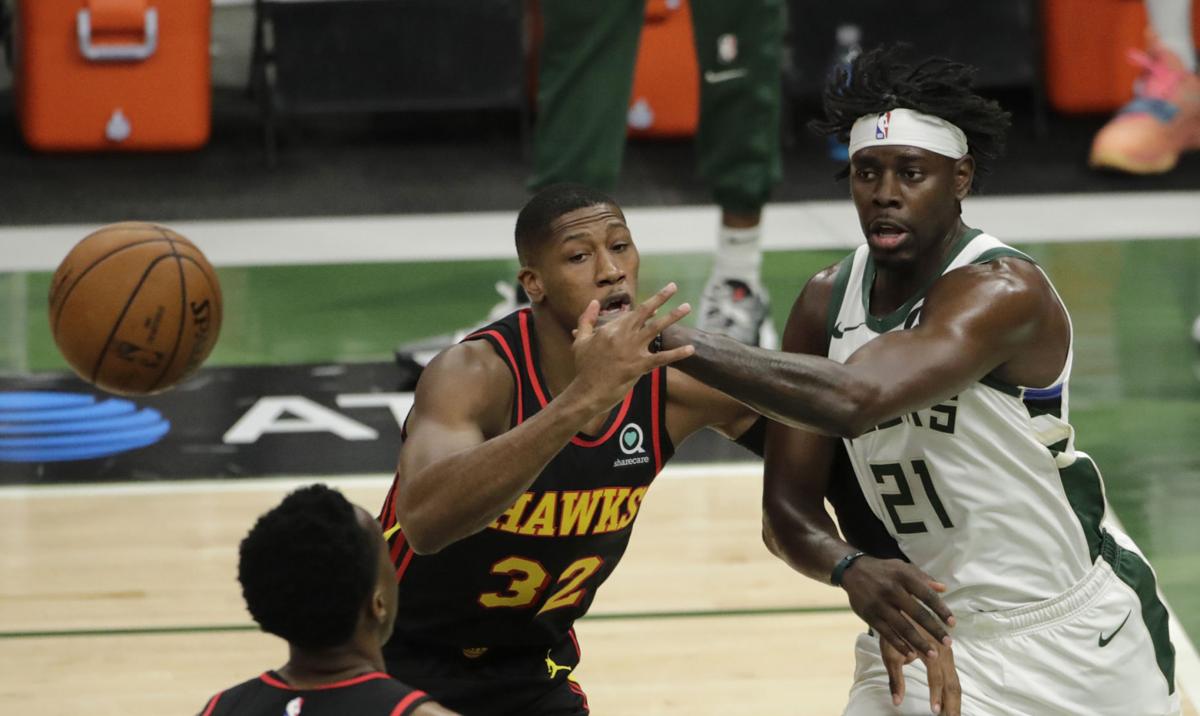 Bucks Tv Announcer Johnson Says Adding Holiday Has Keyed First Trip To Finals Since 1974 Basketball Wiscnews Com