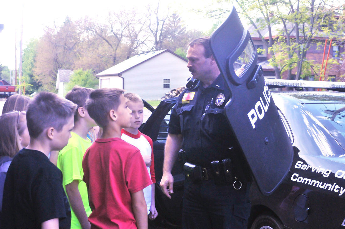 Portage schools consider funding fulltime police officer