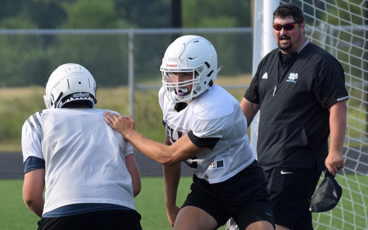 Wisconsin Dells football atones for last year's blowout loss, tops Richland  Center in opener | Football | wiscnews.com