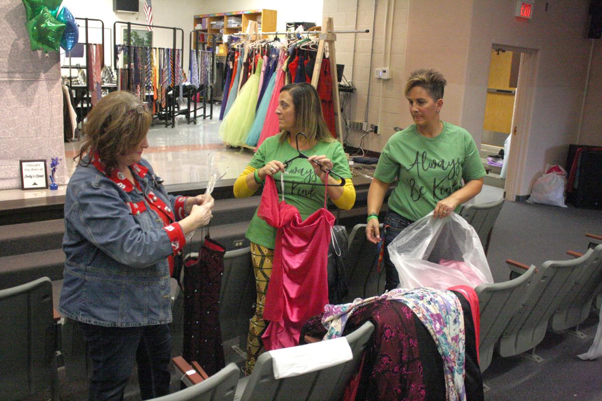Emily S Closet Returns With Men S Clothing And Alteration Services Regional News Wiscnews Com
