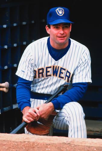 TODAY IN SPORTS HISTORY: Paul Molitor extends eventual 39-game hitting  streak to 27 in 1987; etc.