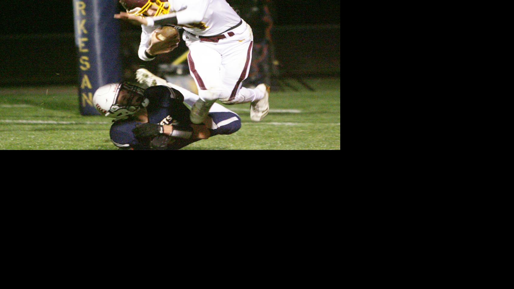 FOOTBALL: Markesan defense steps up to escape Fennimore with a win