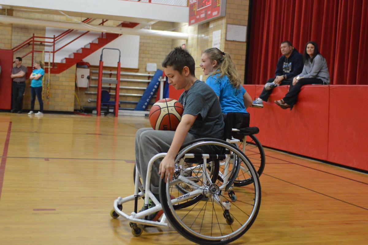 Wheelchair Basketball Team Teaches Columbus Students Lessons In