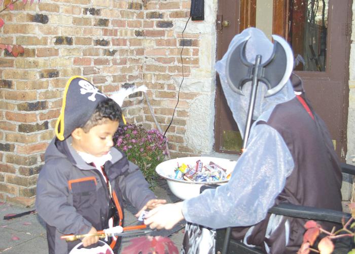 Beaver Dam Trick or Treat pic 6