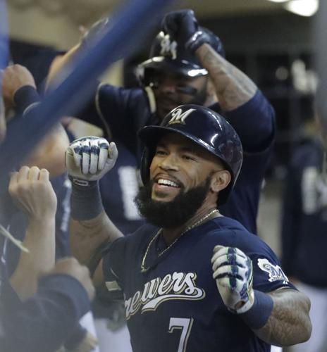 Eric Thames signs on with Major League