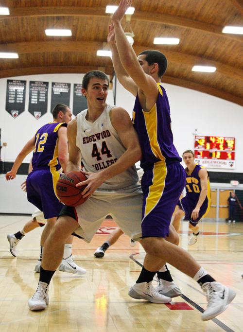 College Basketball Area Alumni Update College Wiscnews Com