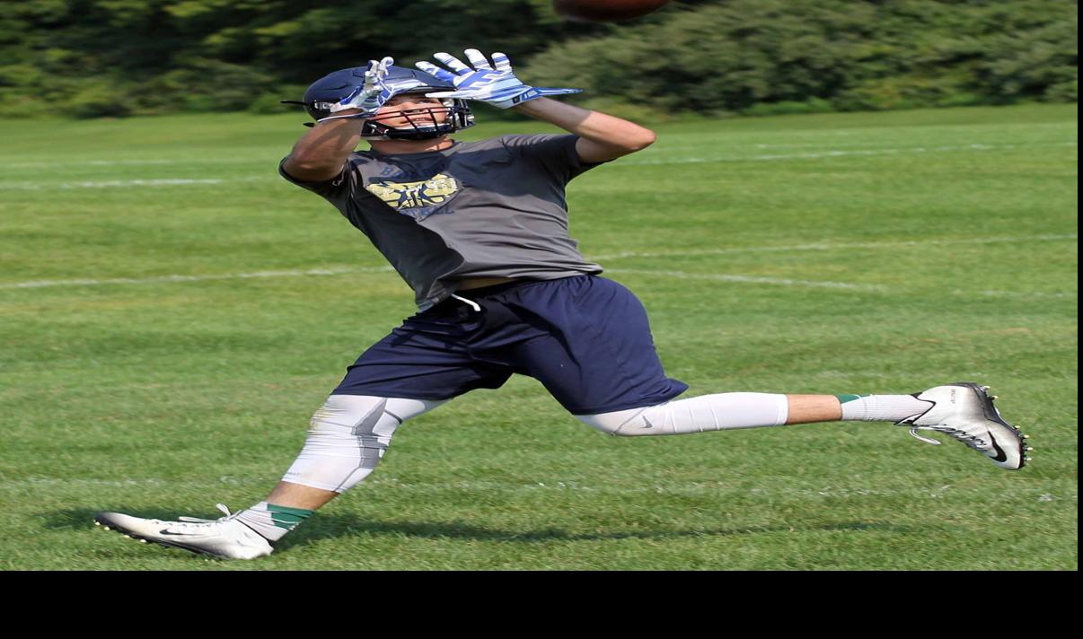 Football Baraboo S Caden Blum Commits To Air Force Academy