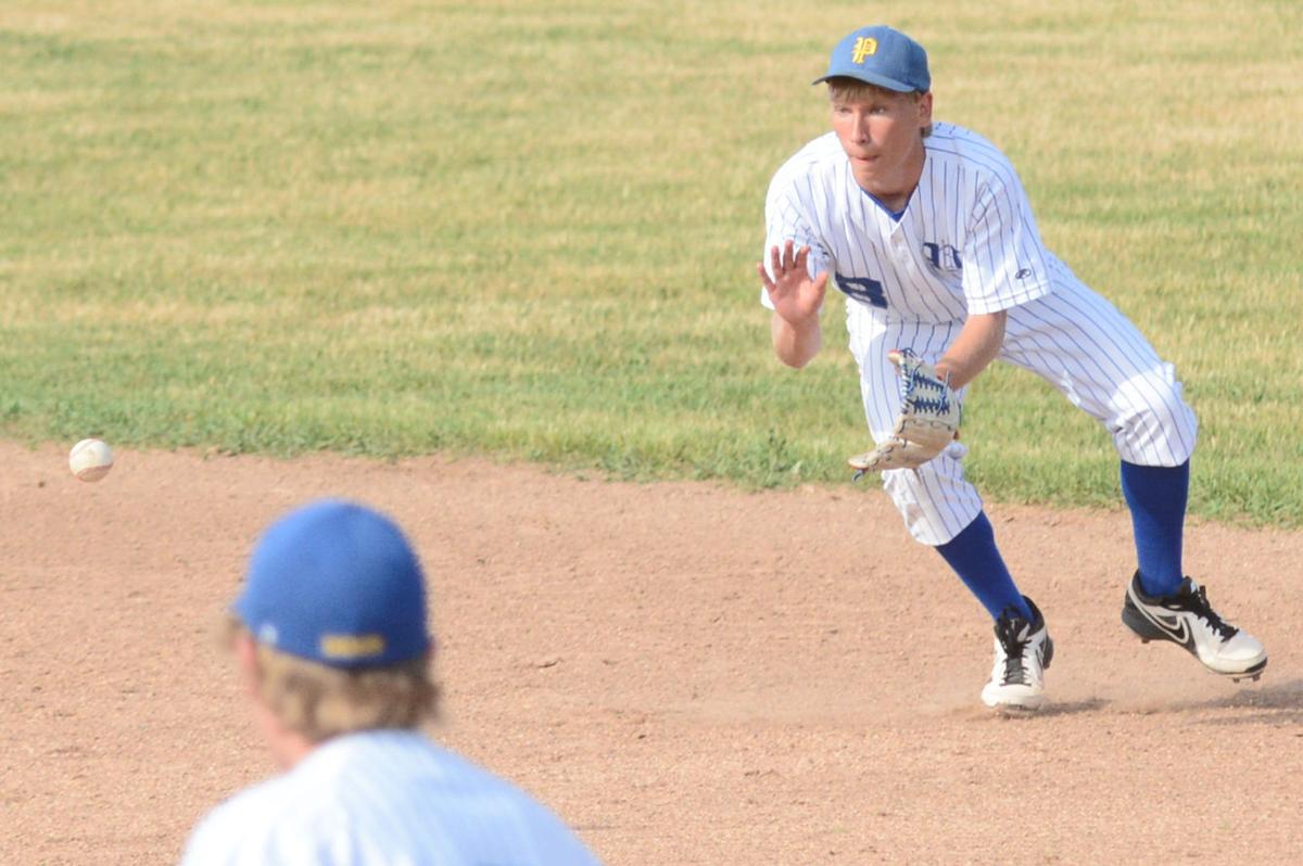 PREP BASEBALL Waterloo strikes early, stymies Pardeeville in 71, D3
