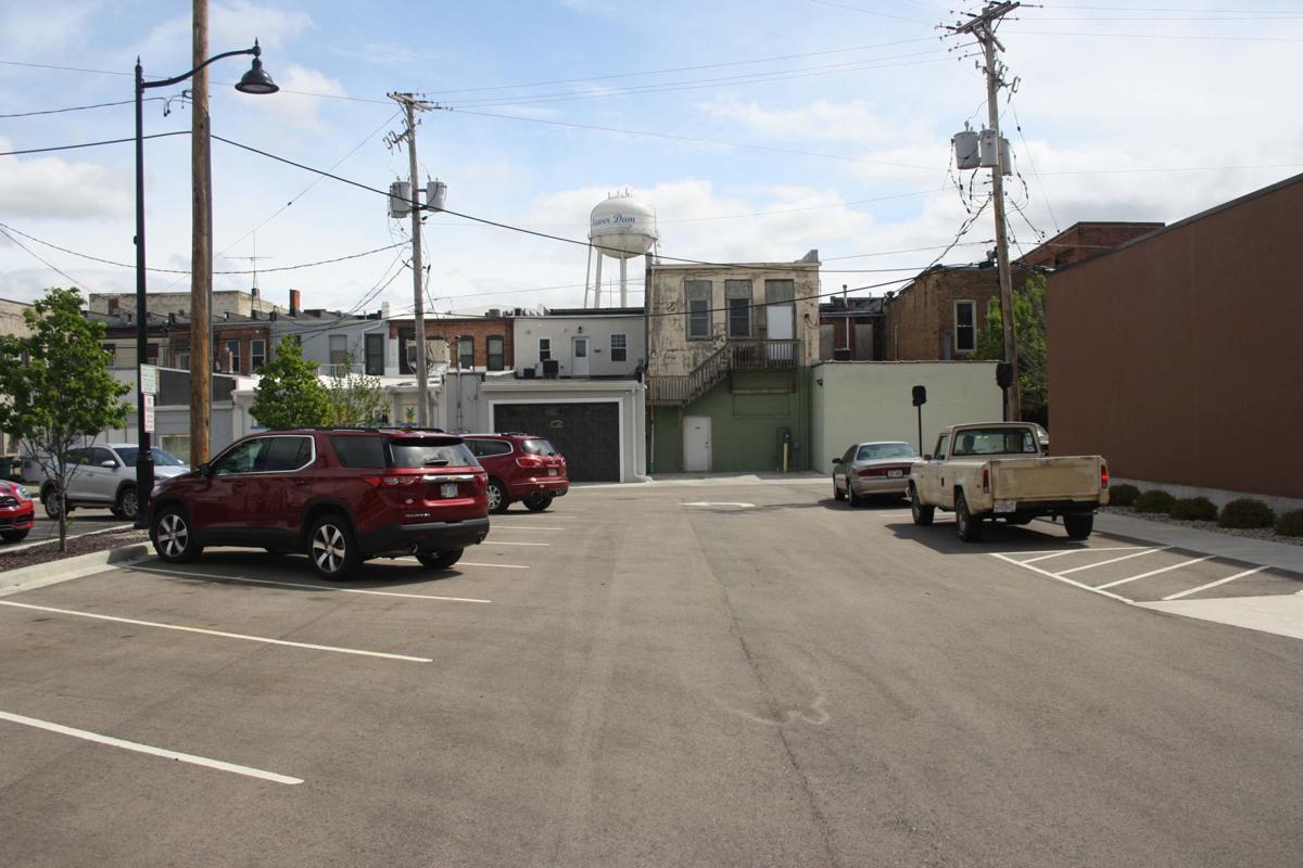 West Maple Ave Parking lot