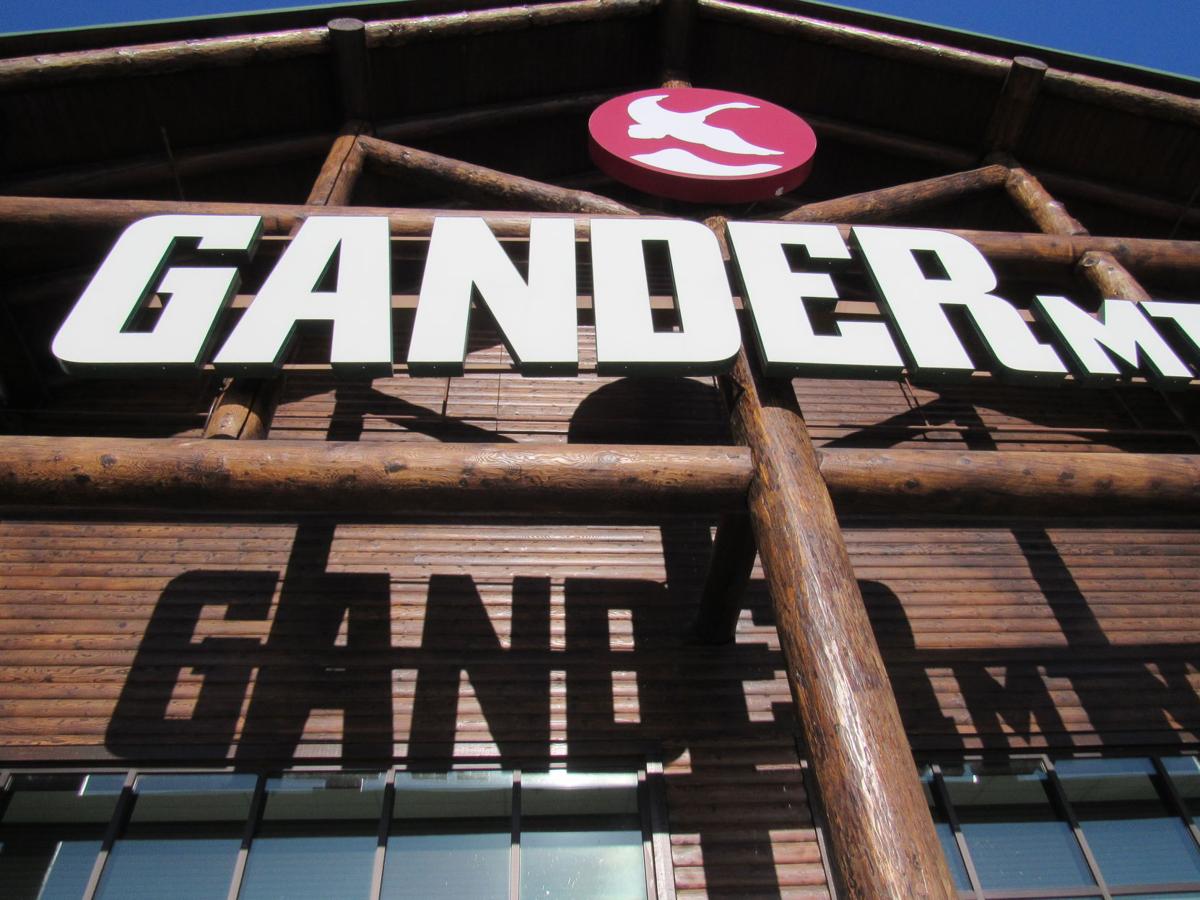 Baraboo's Gander Outdoors slated to open in April Area business
