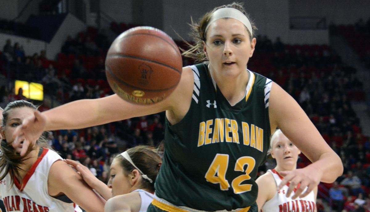Girls Hoops Beaver Dam Blows Out Hortonville On Cusp Of Record