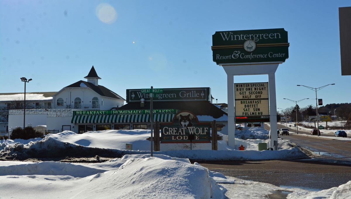 Crystal Grand To Transport Dells Area Back To The 80s Regional