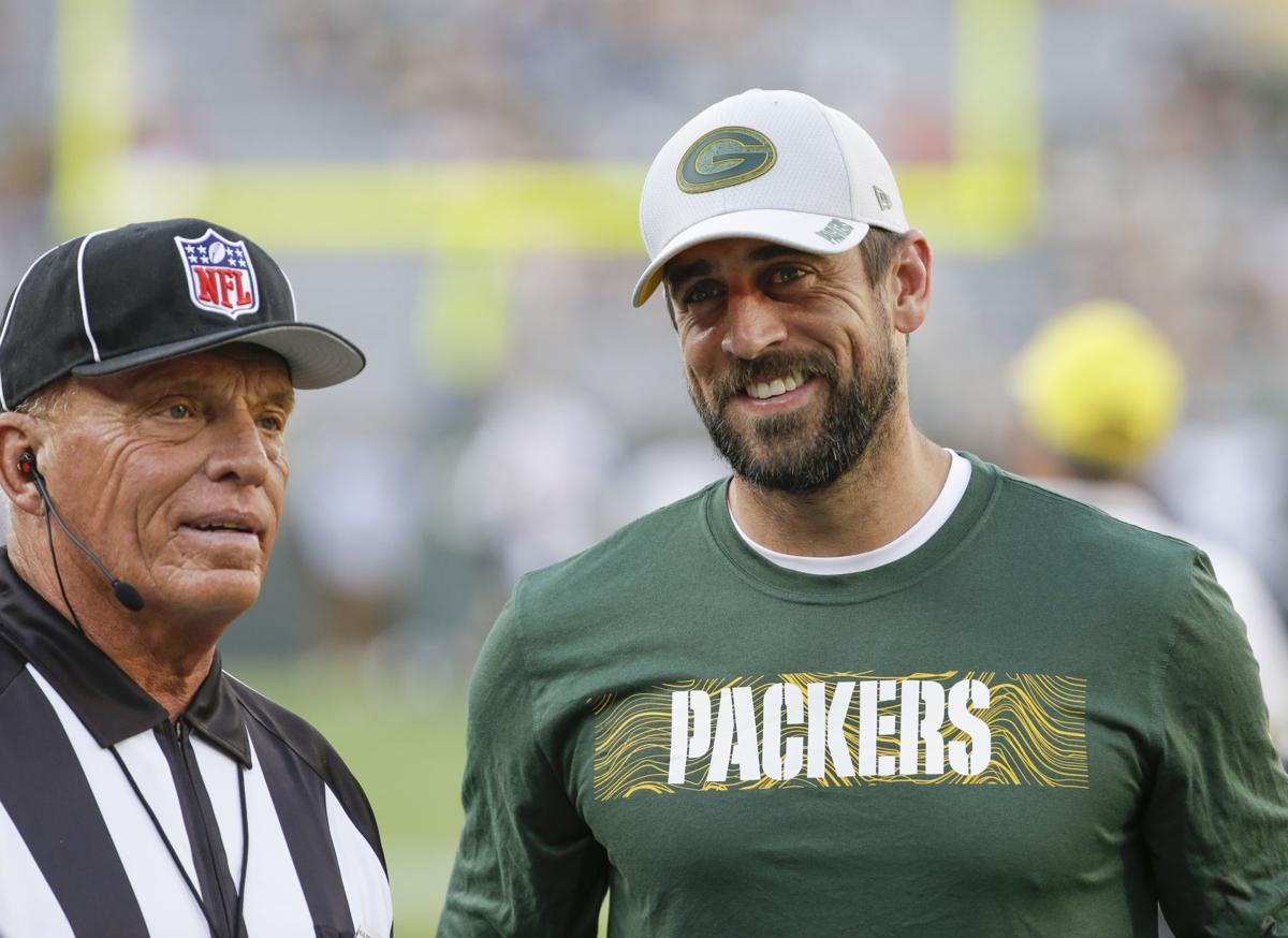 Done Deal Aaron Rodgers Gets His Record Setting Contract Worth Up To 180 Million Football Wiscnews Com
