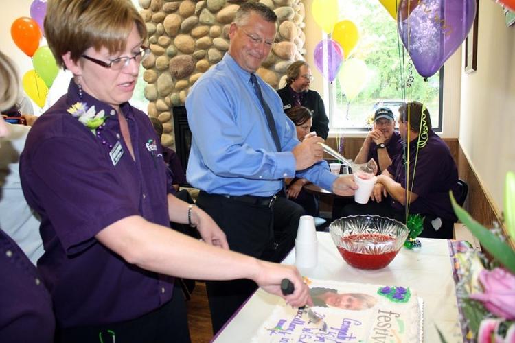 Mauston Festival Foods manager honored by state grocers