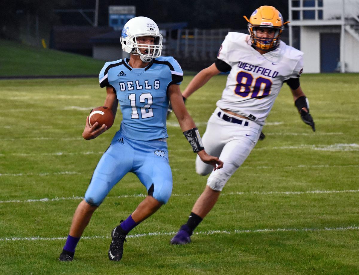 PREP FOOTBALL: Wisconsin Dells ends losing skid by romping ... Each room also includes a comfortable seating area.