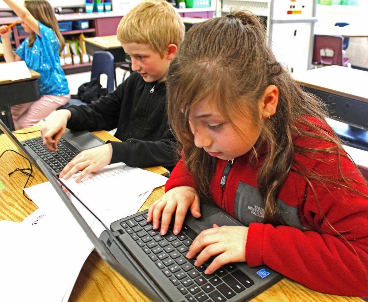 Two Beaver Dam elementary schools chosen as Schools of Recognition