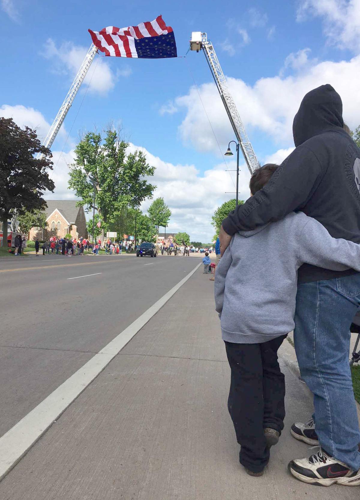 Wisconsin Dells American Legion Proceeds With Memorial Day Parade May 31 Regional News Wiscnews Com