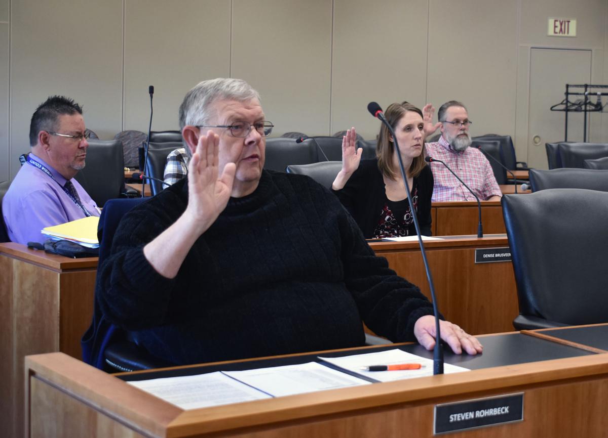 Supervisors take the oath