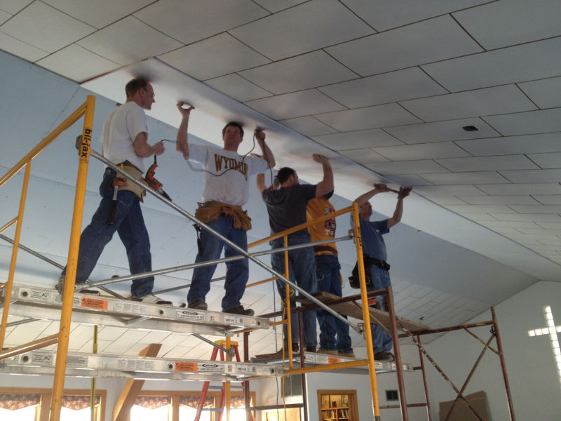 Baptist ministry donates remodeling work to Lone Rock church