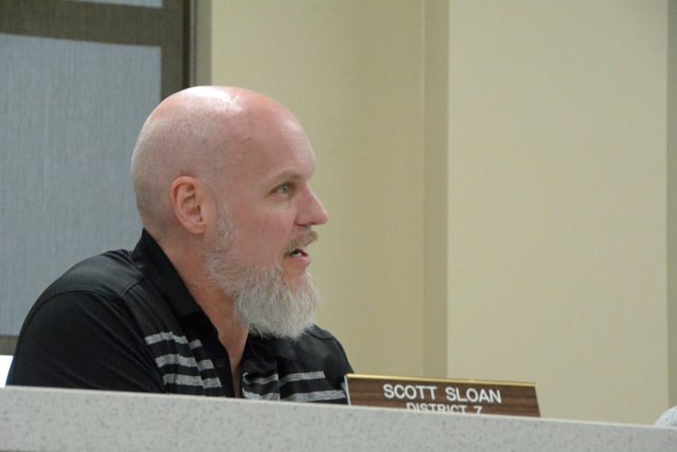 051222-bara-news-council1