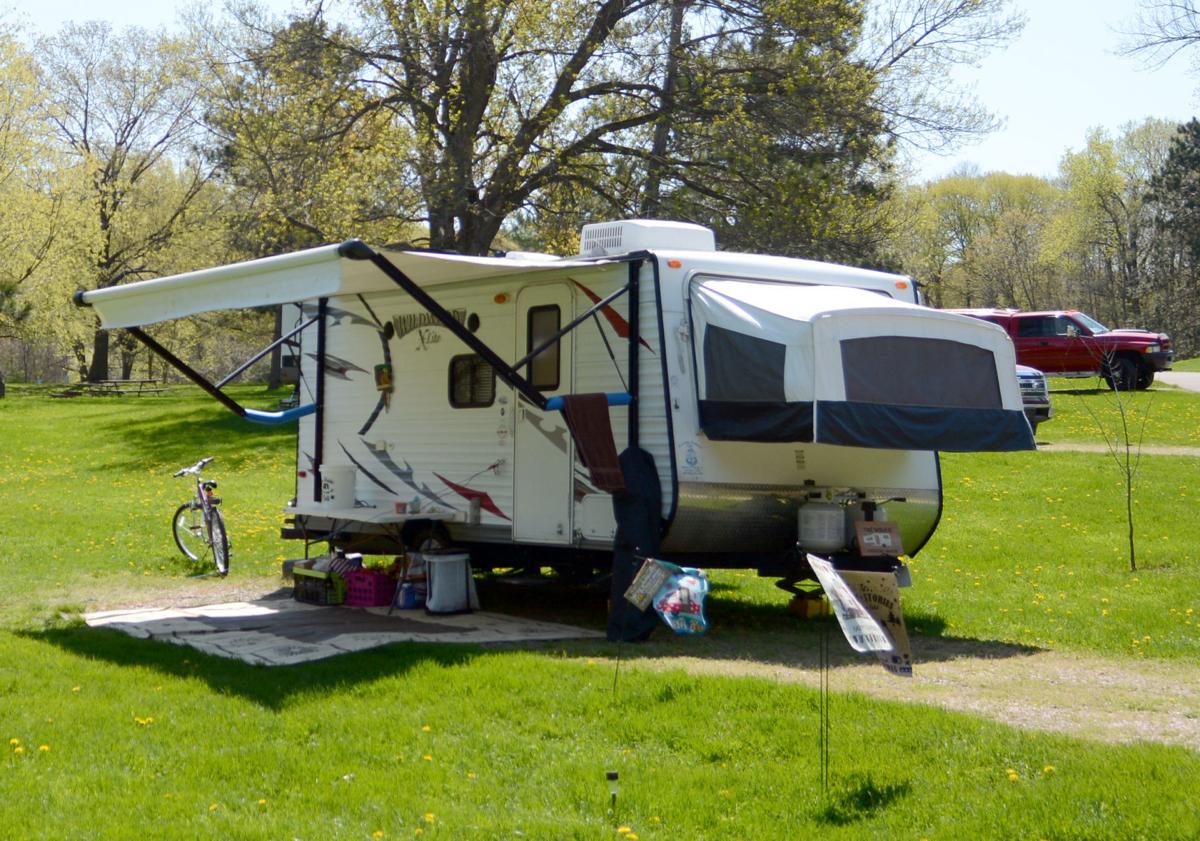 Campers Can Make Same Day Reservations At Devil S Lake Mirror