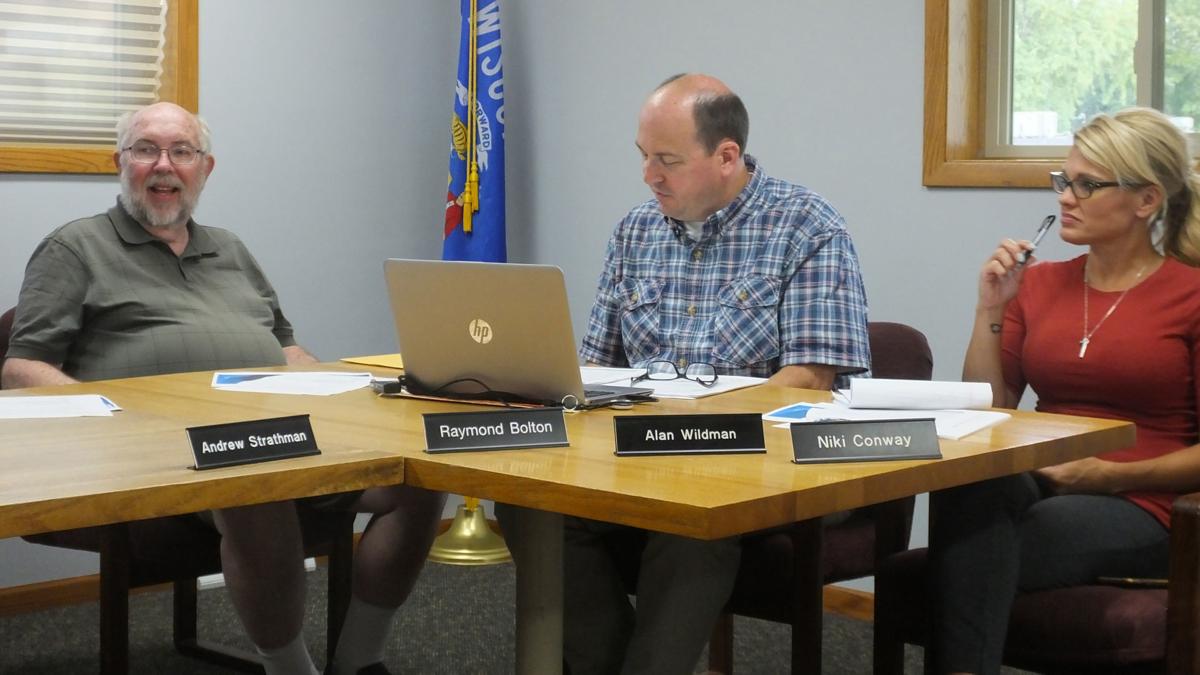 Prairie du Sac may shorten distance of building by airport Regional