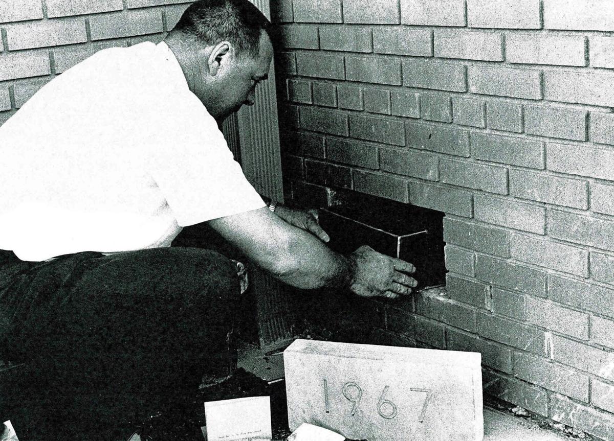 Mayville celebrates its new library