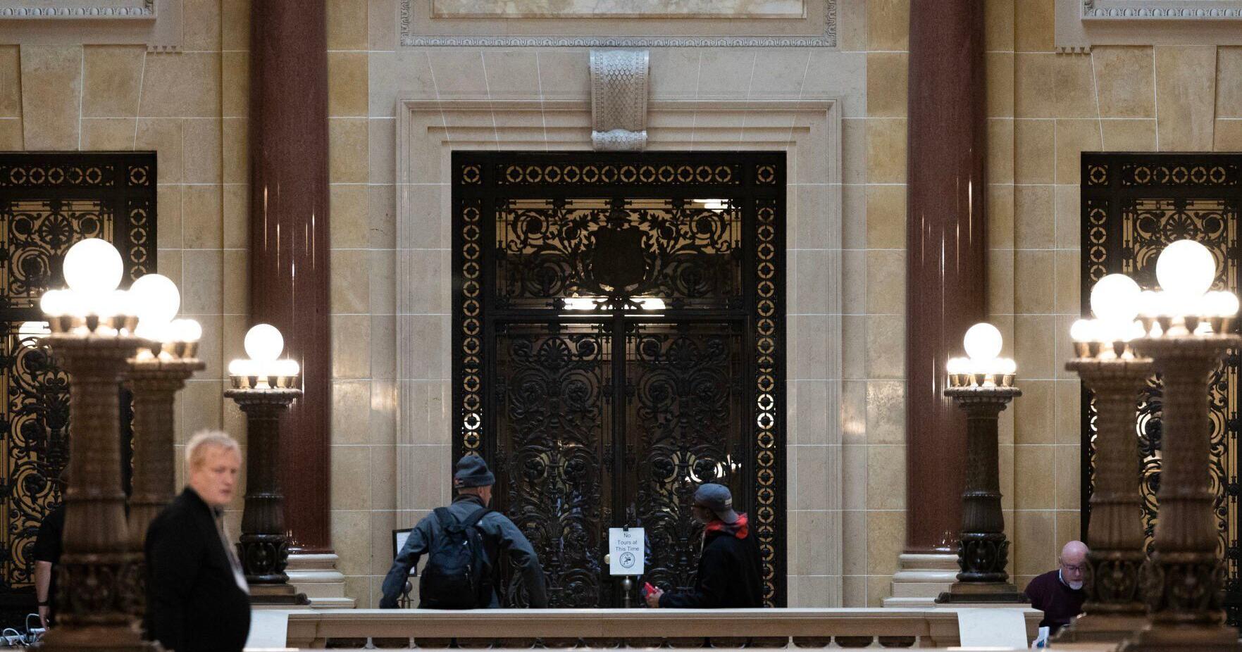 Conservative justice decries Evers entry into drop box case - Vimarsana News