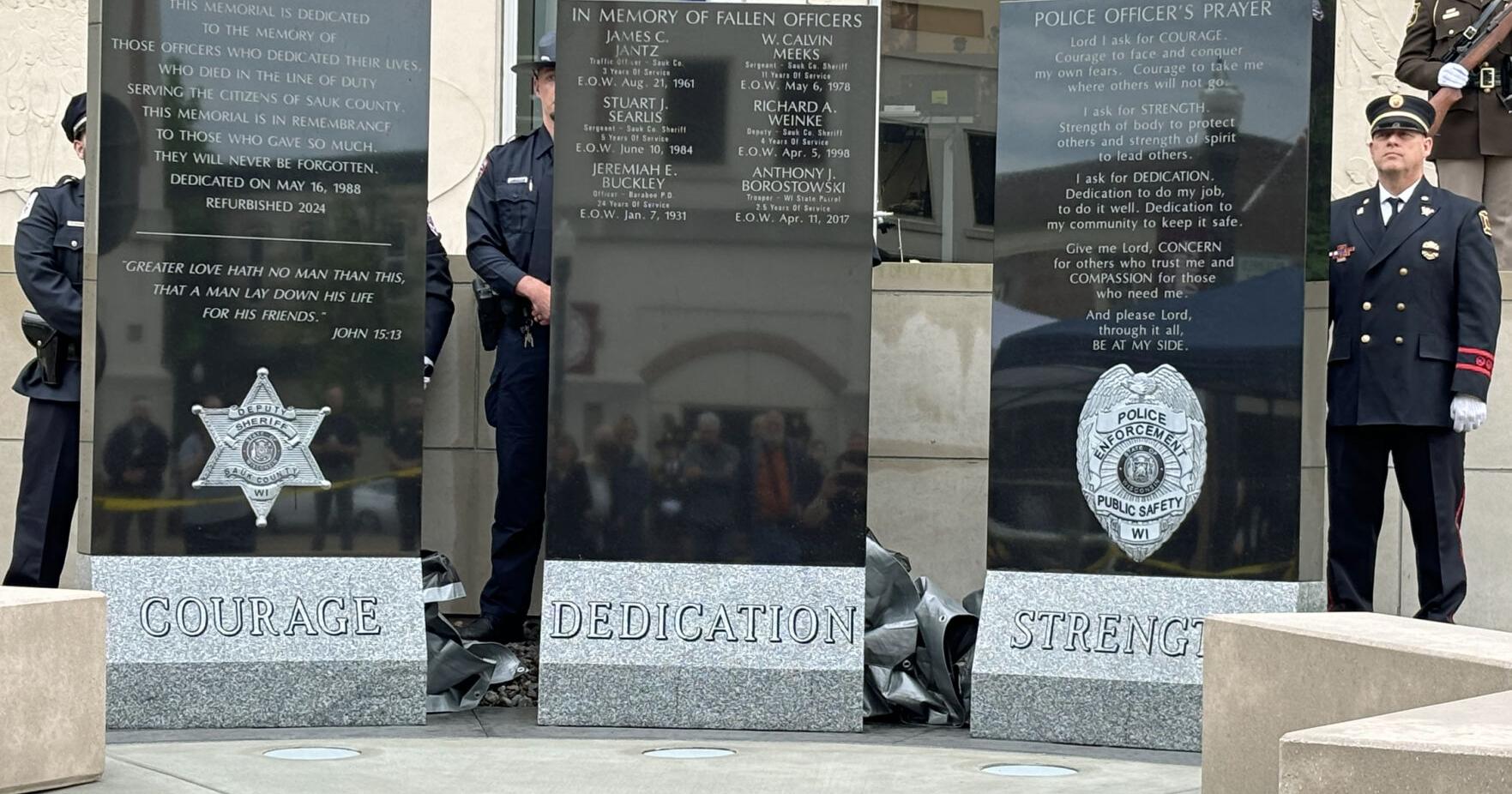 Memorial for fallen officers unveiled at Sauk Co. Courthouse - Vimarsana News