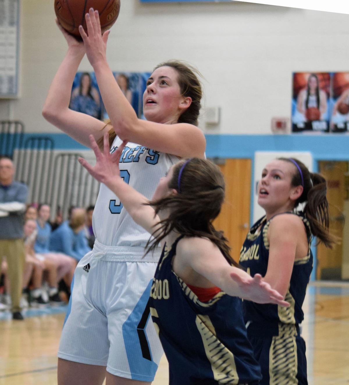 Prep Girls Basketball Wisconsin Dells Uses Pair Of Runs To Top