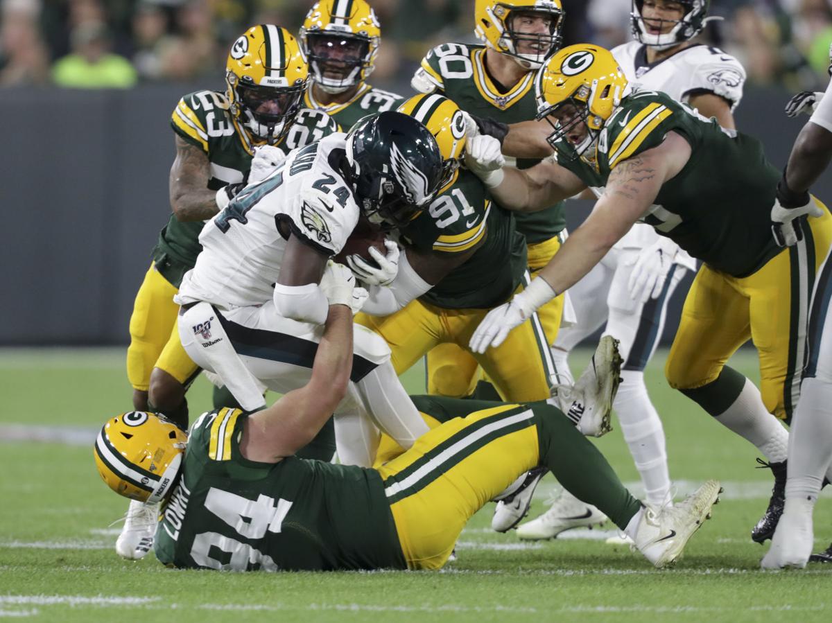 Grading the Eagles following their 34-27 win over the Packers