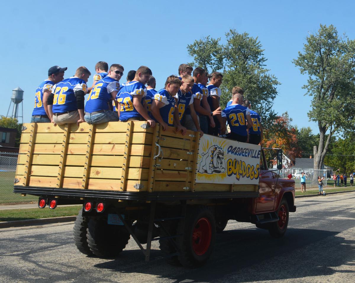 Pardeeville celebrates early with pranks and a parade Area