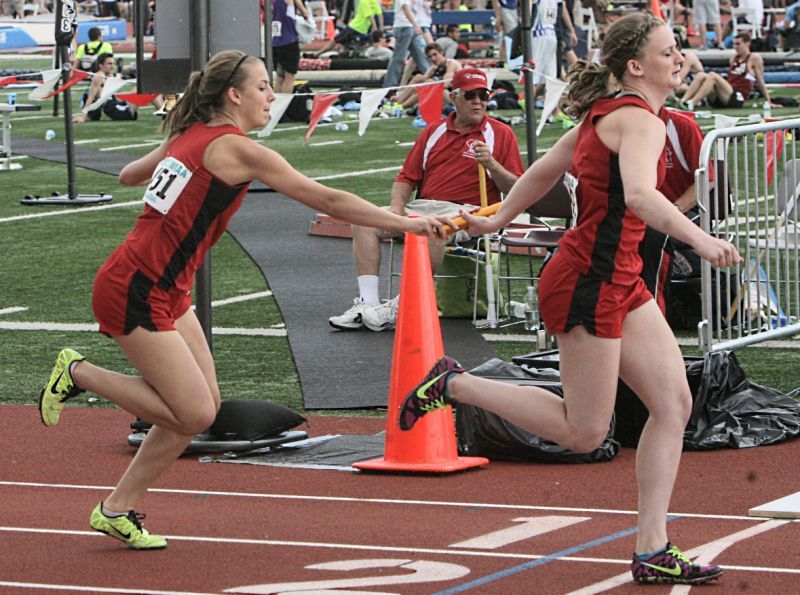 Fall River second handoff 800 relay