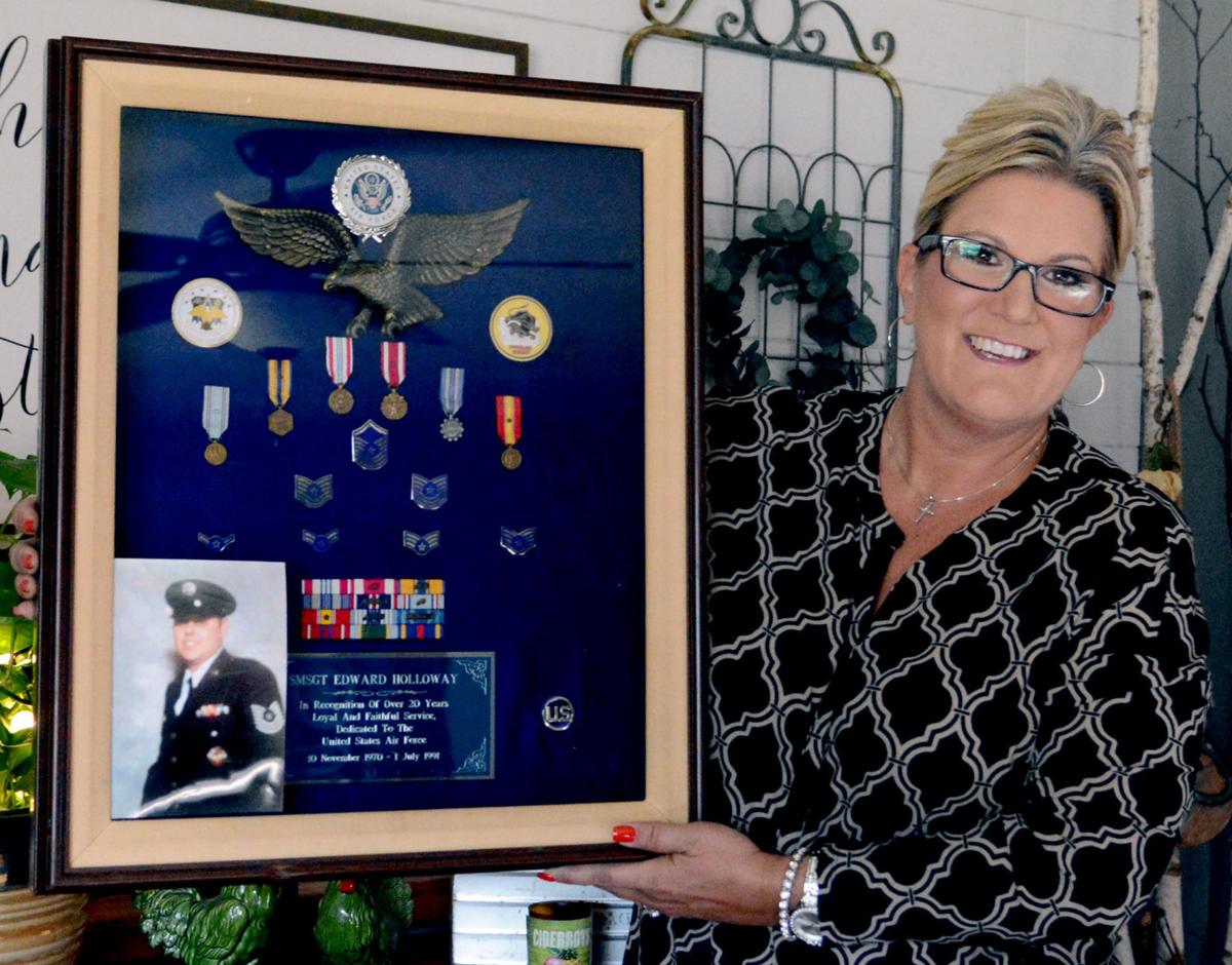 Veterans Reunite Man S Military Service Shadow Box With Baraboo Family Regional News Wiscnews Com