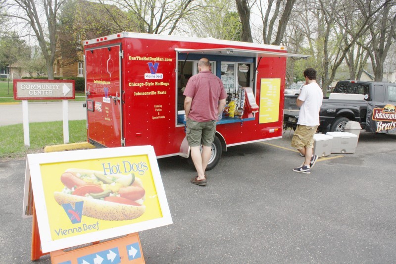 Local vendor brings taste of Chicago to Sauk Regional news