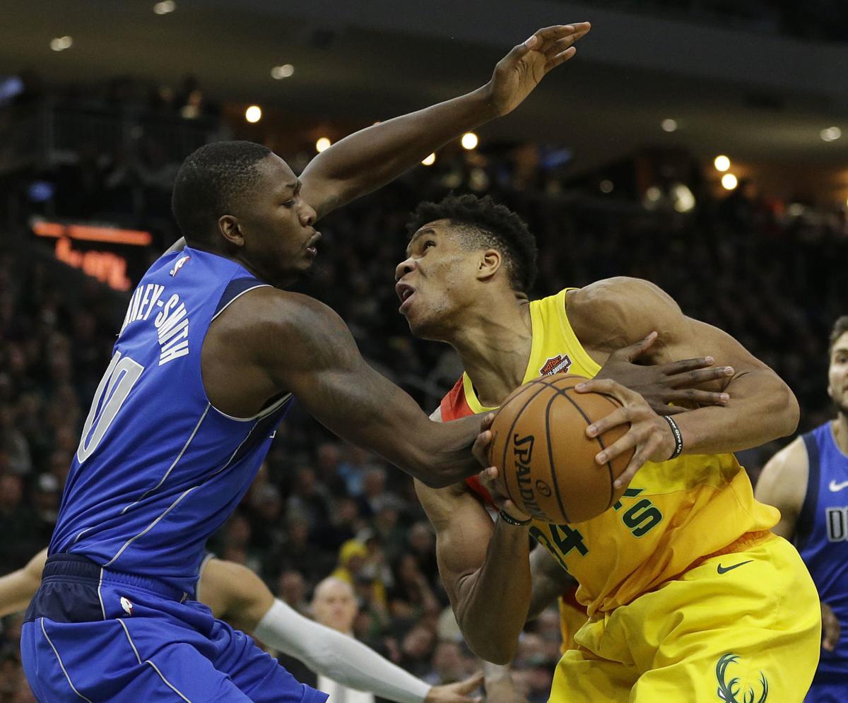 Giannis Antetokounmpo Scores 31 Points As Bucks Defeat Mavericks